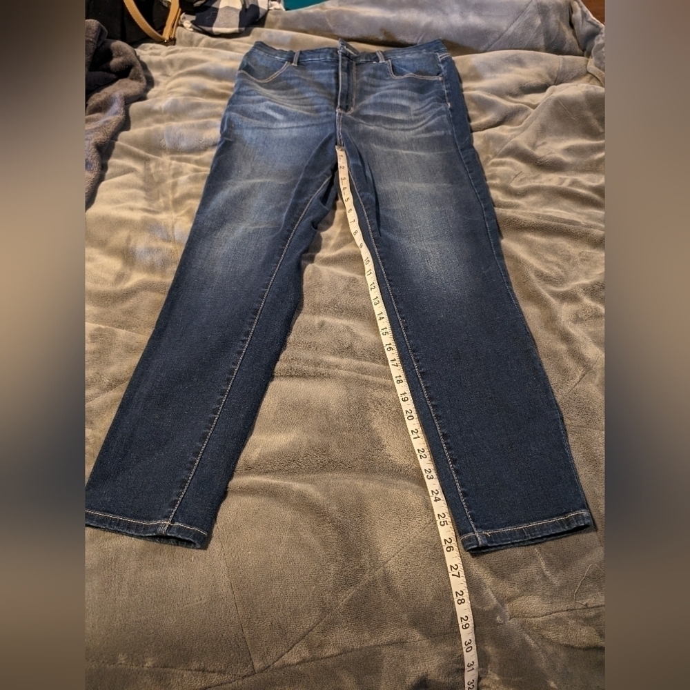 Women's Skinny Jeans‎